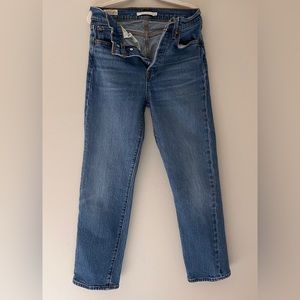 Levi's Wedgie Straight Crop Jeans